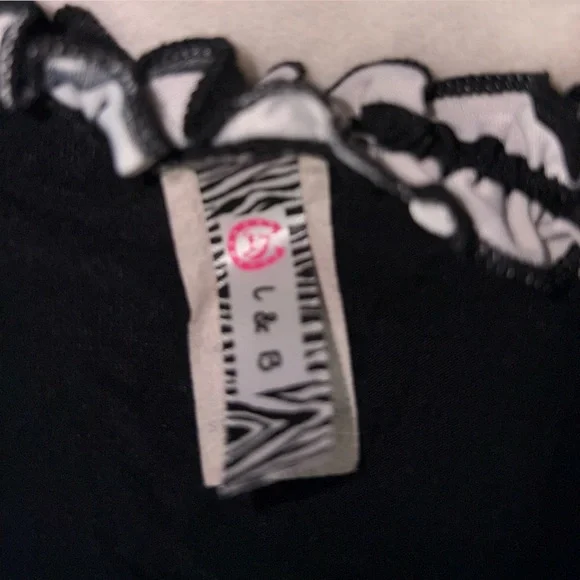 L&B Black Long Sleeve Dress with Cross Design - Picture 3 of 4